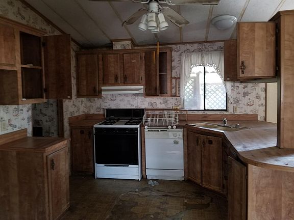 4th image of 2533 W McKinley Ave Spc 312