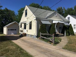 746 Cedarbrook Dr, Painesville, OH 44077