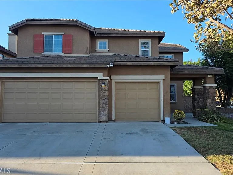 12432 Celebration Dr — Photo 1