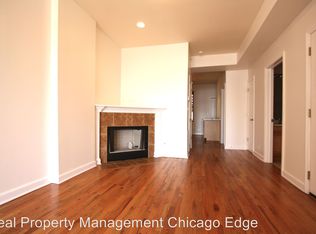 2401 S Oakley Ave #203, Chicago, IL 60608
