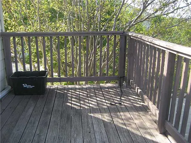 Whisper Oaks 3003 - C — Photo 2