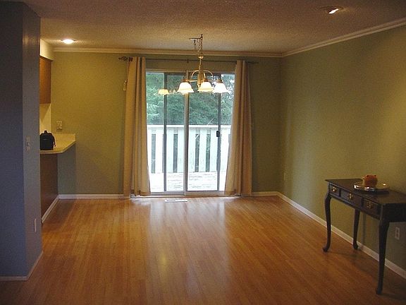 3rd image of 21726 58th Ave W