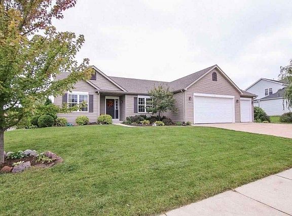 2nd image of 175 Brookstone Dr