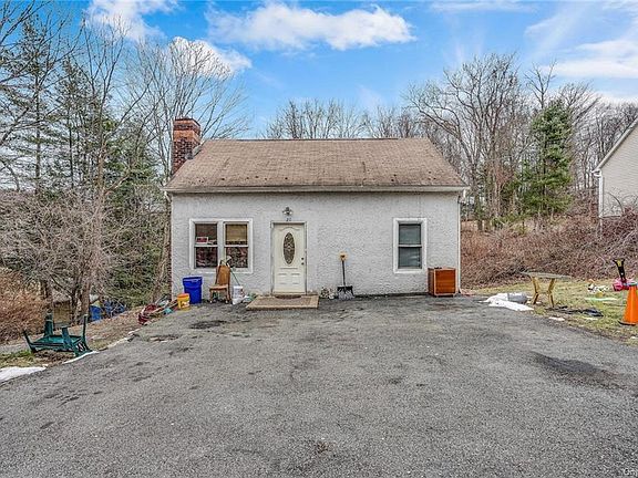 3rd image of 20 Cortlandt Ave