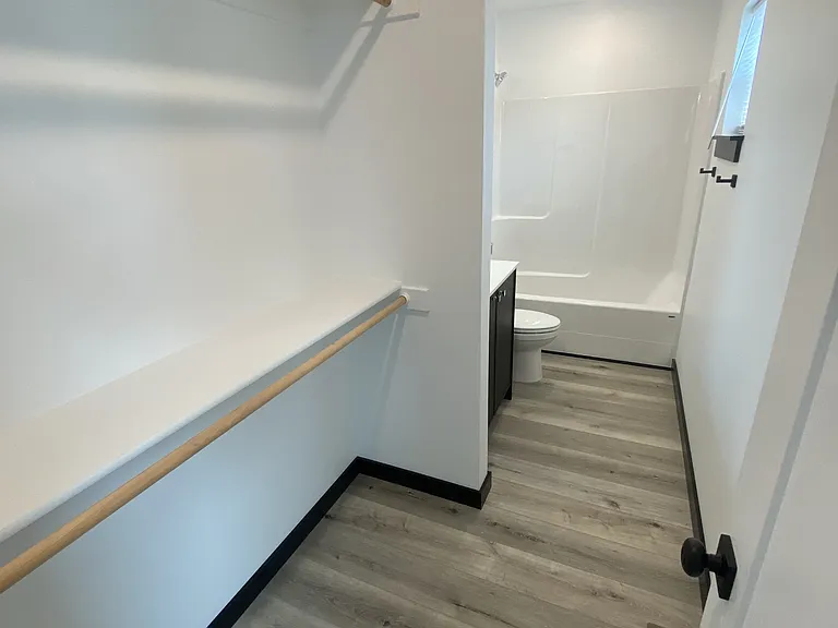 2979 Fen Way #B — Photo 8