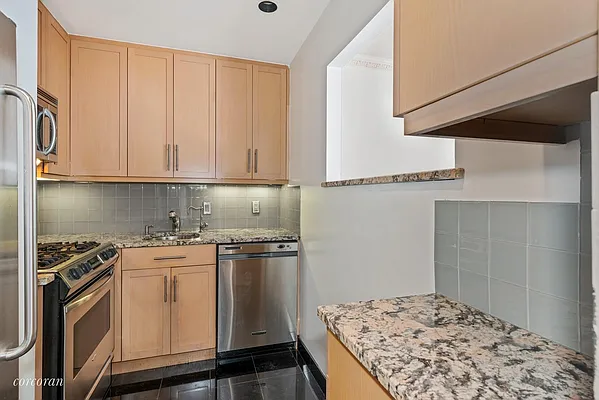 Rented by Corcoran | media 12