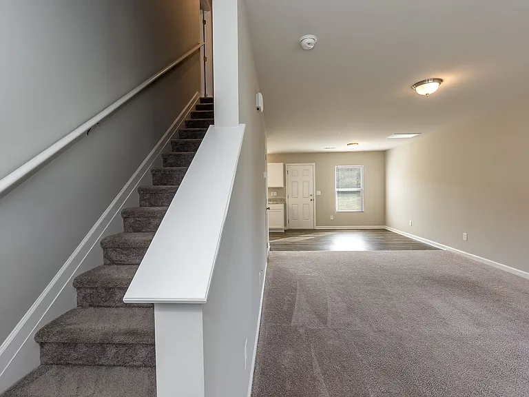 1859 Northside Dr — Photo 6