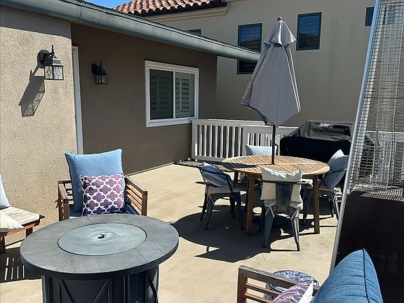 4th image of 316 Heliotrope Ave #1/2