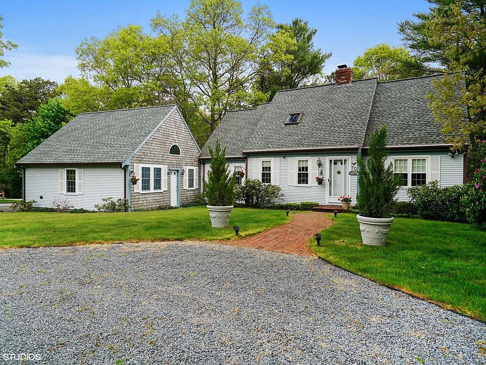 1st image of 70 Bonnie Briar Drive