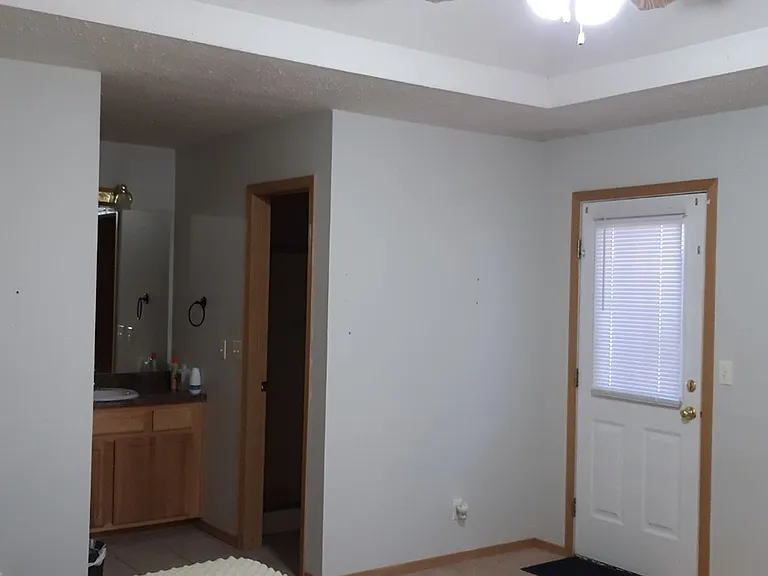 3902 S Timbercreek Ave — Photo 11