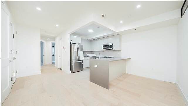 1st image of 1092 Dean St #1