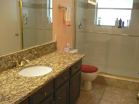 5th image of 3308 Ivy Dr