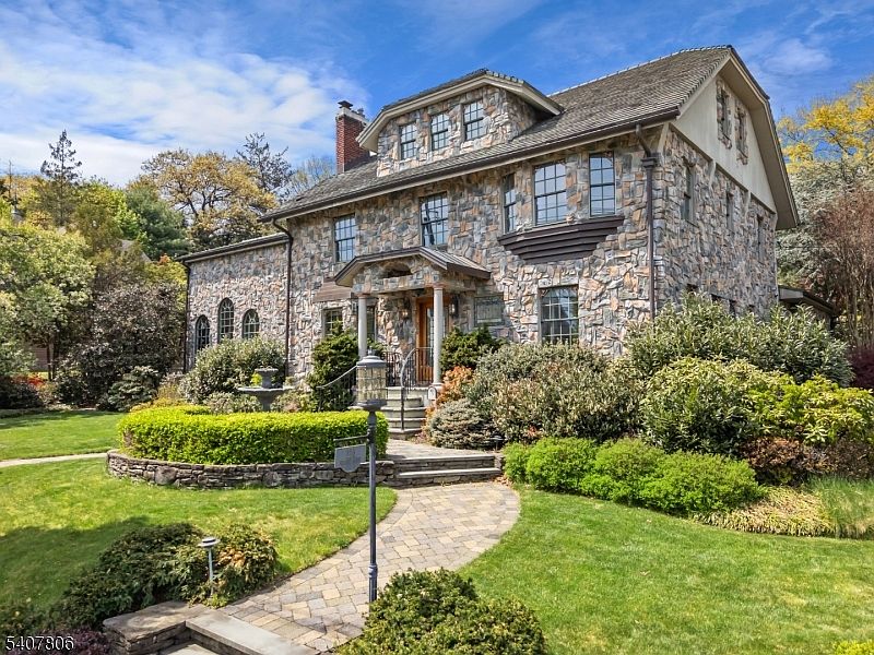 225 Hillside Ave, Nutley, NJ 07110 | MLS #4006950 | Zillow