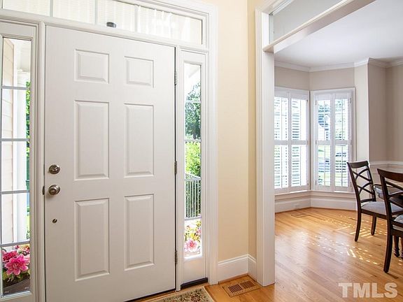 2nd image of 741 Parkridge Dr