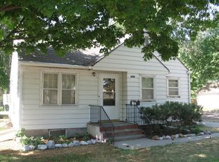 5445 Huntington Ave, Lincoln, NE 68504