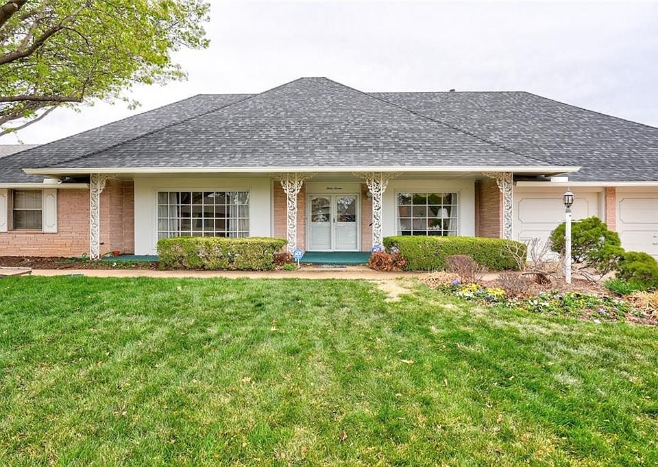 1st image of 3016 Regency Ct