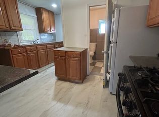 527 Meridian Ave APT 2, Scranton, PA 18504