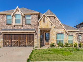 677 Franklin Ln, Lavon, TX 75166