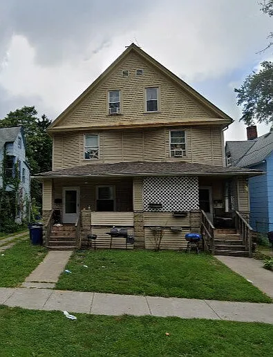 3870 W 37th St #2 — Photo 2