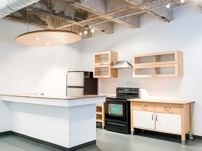 The Metropolitan Lofts — Photo 11