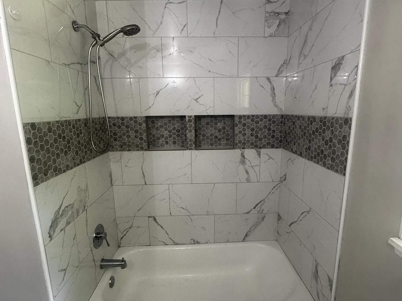 245 Springdale Hghts Rd — Photo 2