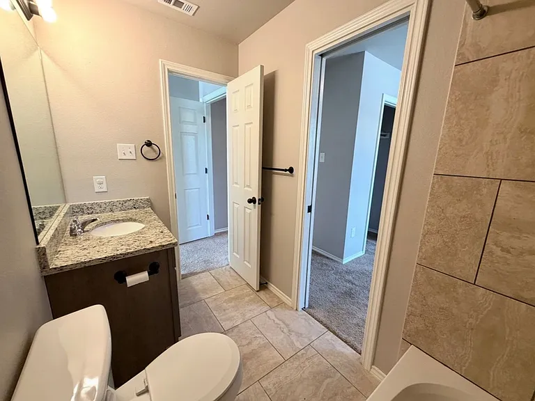 4138 Swans Lndg #2-unit 101 — Photo 16