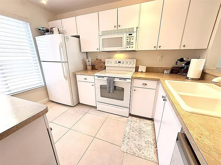 6322 Palma Del Mar Blvd S #213 — Photo 13