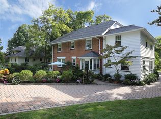 37 Clinton Ave, Maplewood, NJ 07040