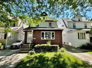71-32 Loubet St #WH, Forest Hills, NY 11375