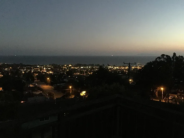353 Mariposa Dr — Photo 2