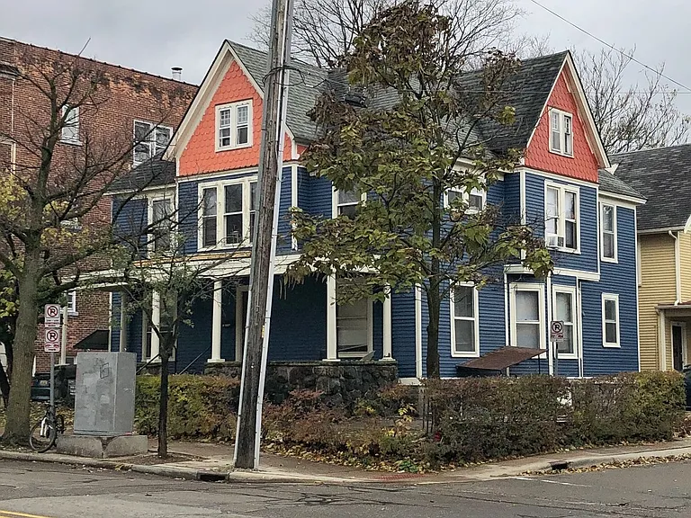 Varsity Management - 328 E. William — Photo 10