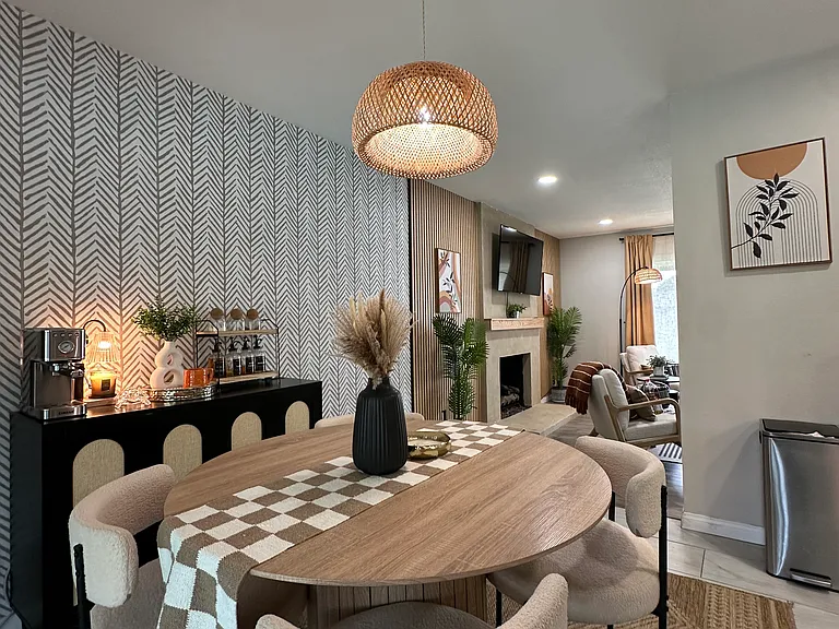 514 Luna Dr — Photo 18