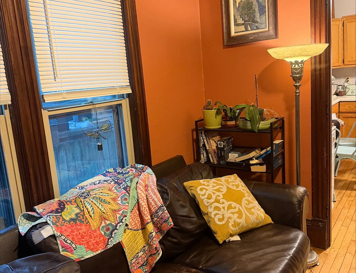 3 bed, 900 sqft, $1,645 — Photo 3