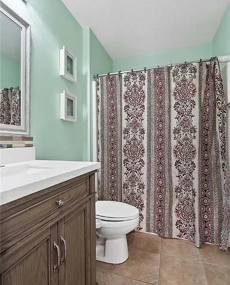 5702 Stockbridge Ct — Photo 16