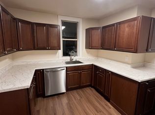 246 17th St SE APT 4, Salem, OR