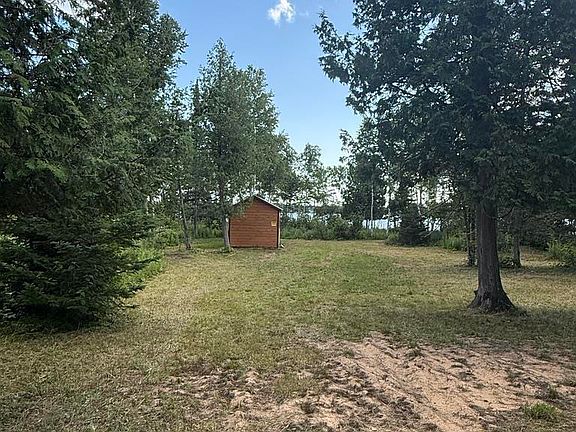 5th image of 135 Lakefront N Gulliver Lake Rd