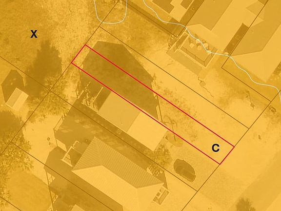 3rd image of 104 32nd St Suite C