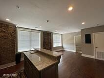 3rd image of 109 S Sharpe Ave Suite 5B