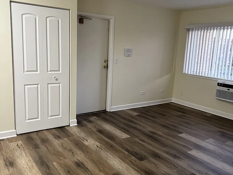 702 W Ivanhoe Ln #3B — Photo 6