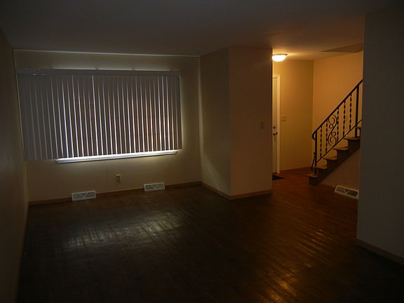 3rd image of 4546 Apple Orchard Ln