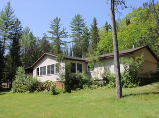 10195 Red Bridge Dr, Atlanta, MI 49709