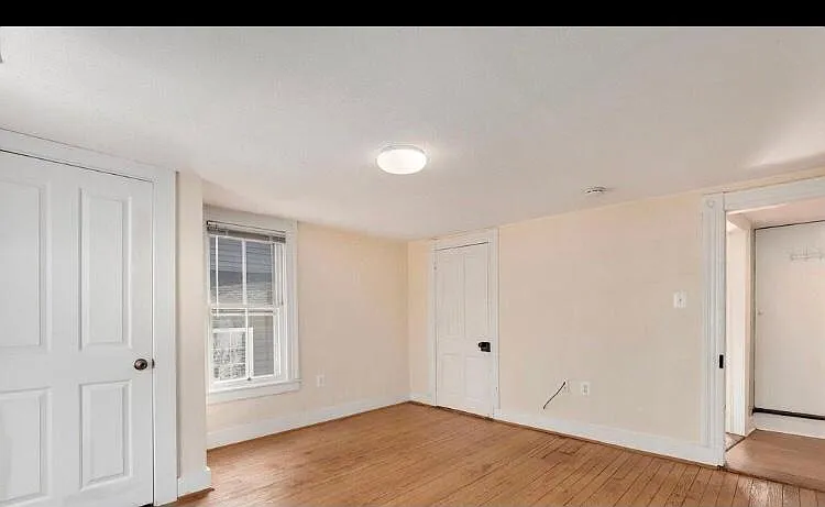 305 Lennox Ave — Photo 4