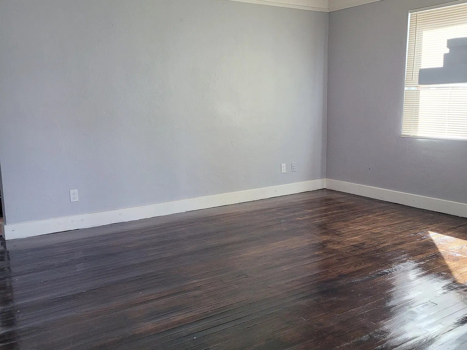 4 bed, 1.5 bath, 1420 sqft, $1,700 — Photo 1