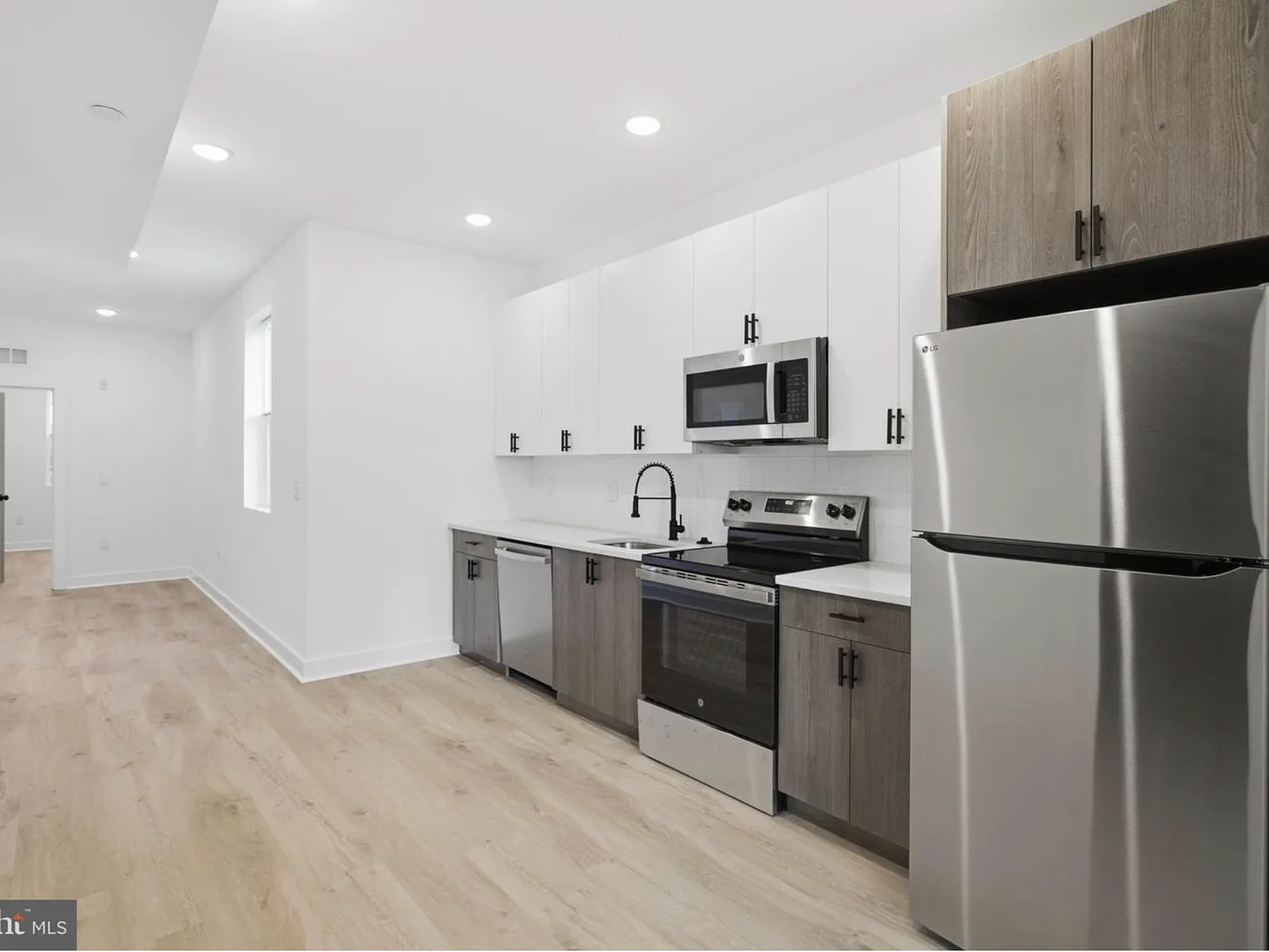 2322 N 5th St #C — Photo 2