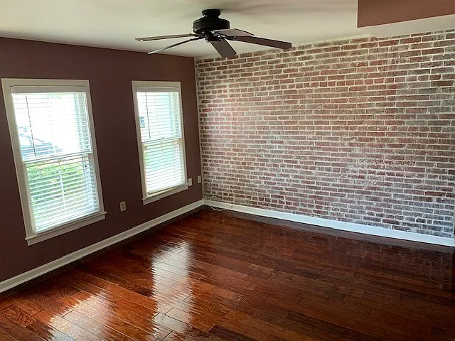 103 E 8th St #103E — Photo 5