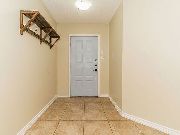 3rd image of 4522 Stradford Pl