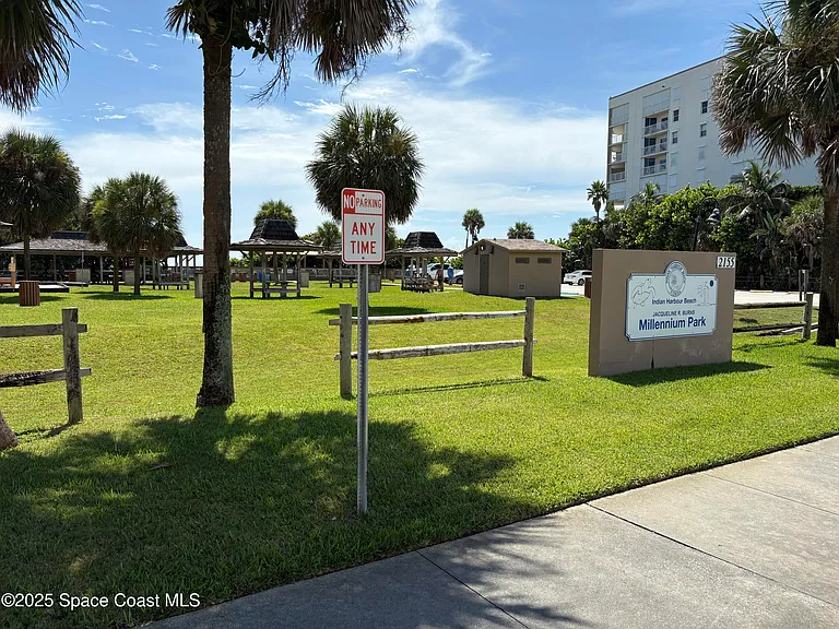 2186 Highway A1A #B5 — Photo 15