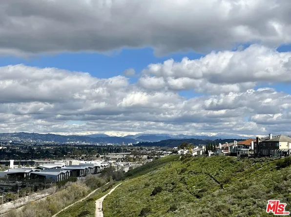 6529 Hedding St, Los Angeles, CA 90045