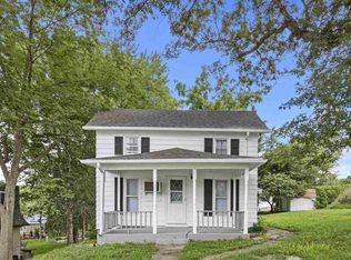 141 3rd St W, Riverside, IA 52327