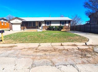 2303 NW 44th St, Lawton, OK 73505